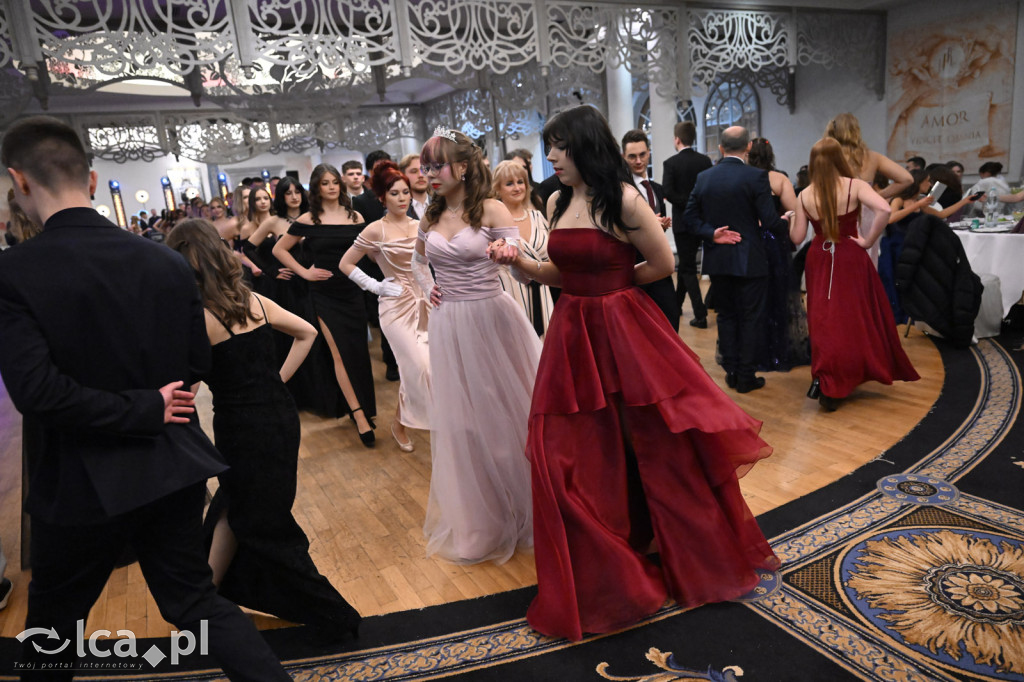 Maturzyści „Heweliusza” na studniówce