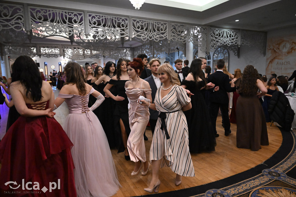 Maturzyści „Heweliusza” na studniówce