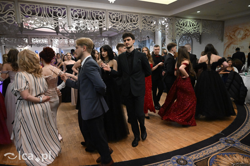 Maturzyści „Heweliusza” na studniówce