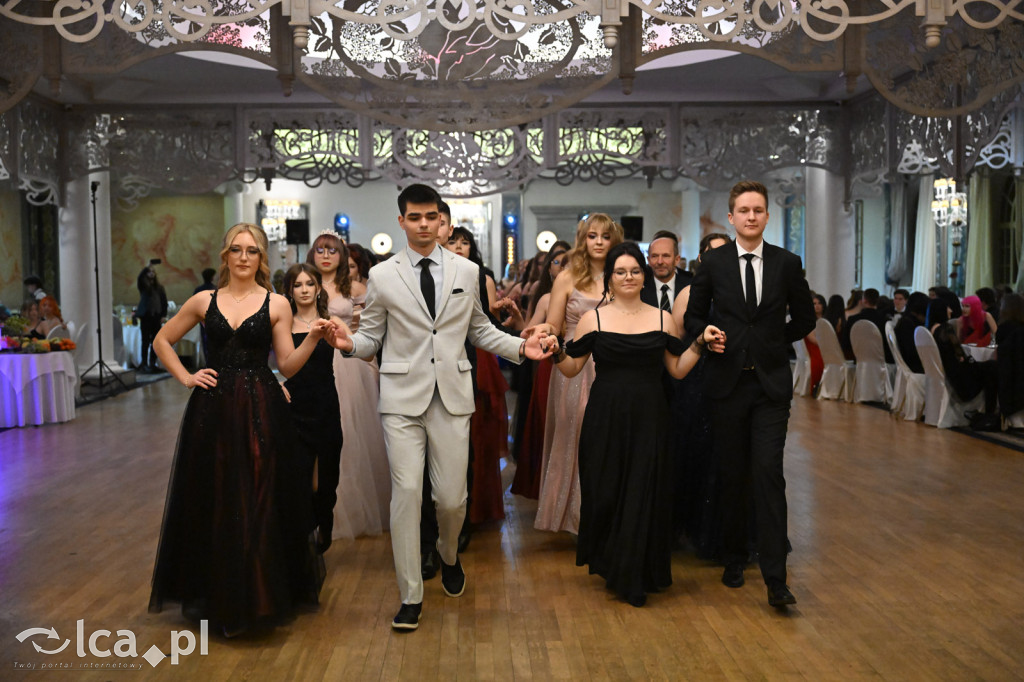 Maturzyści „Heweliusza” na studniówce