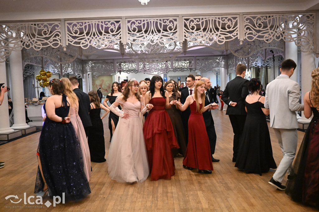 Maturzyści „Heweliusza” na studniówce