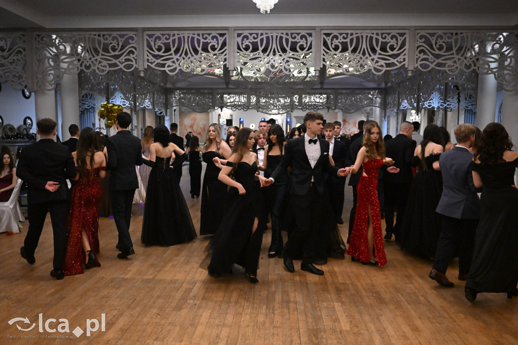 Maturzyści „Heweliusza” na studniówce