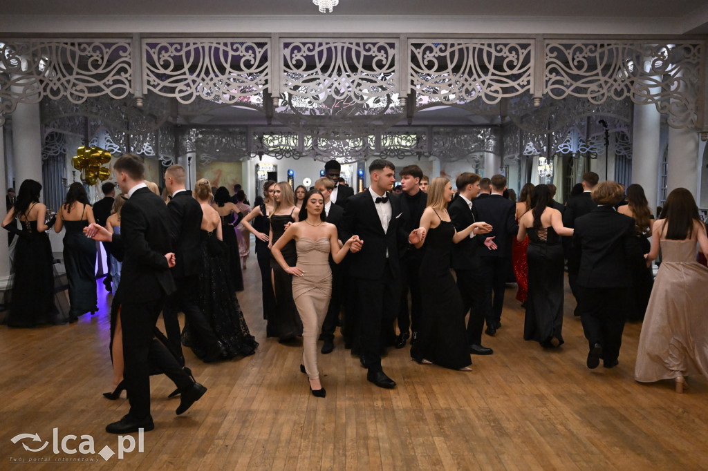 Maturzyści „Heweliusza” na studniówce