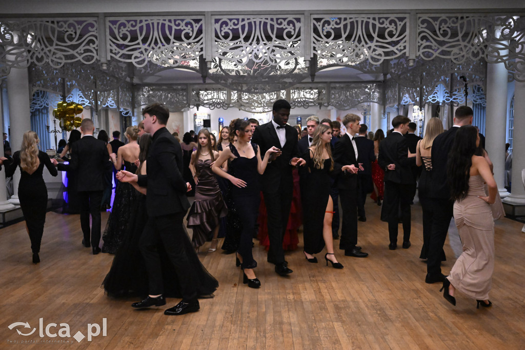 Maturzyści „Heweliusza” na studniówce