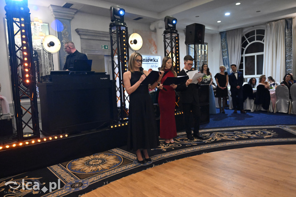 Maturzyści „Heweliusza” na studniówce