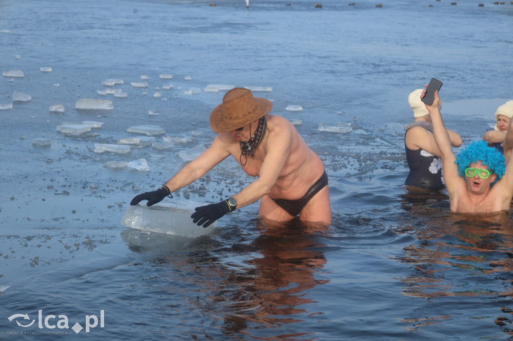 12 lat Legnickich Morsów w lodowej scenerii