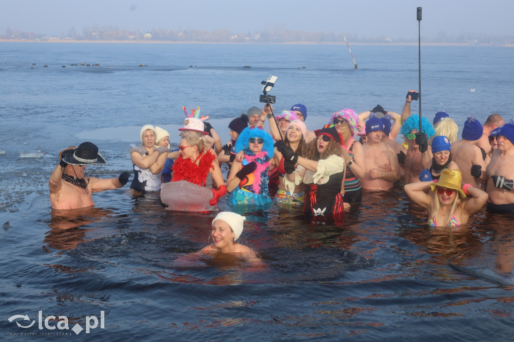 12 lat Legnickich Morsów w lodowej scenerii