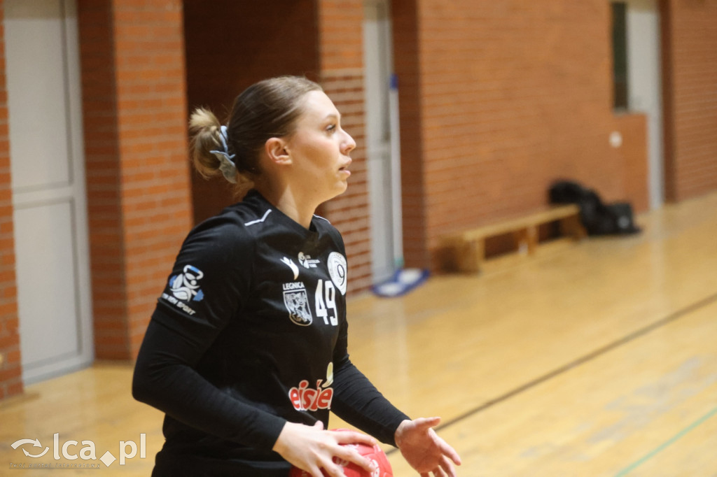 Dziewiątki Legnica lepsza w końcówce