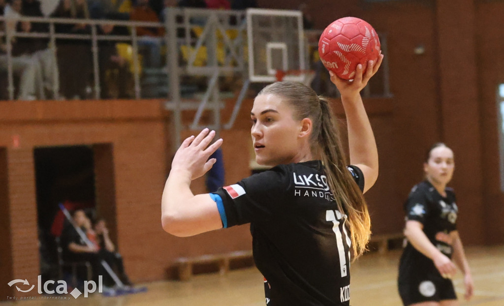 Dziewiątki Legnica lepsza w końcówce