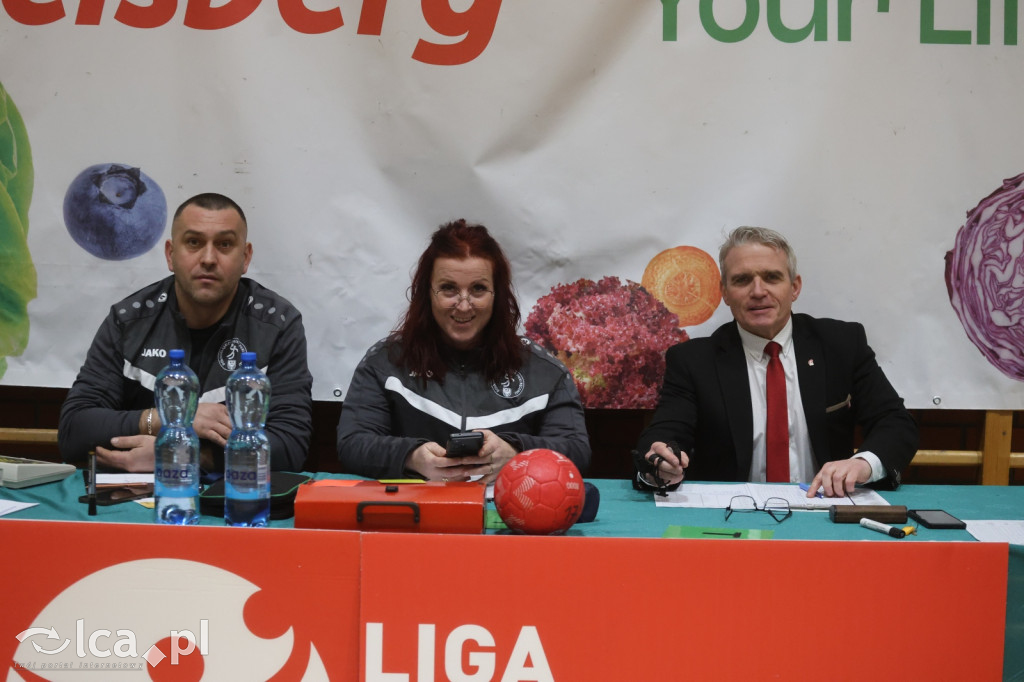 Dziewiątki Legnica lepsza w końcówce