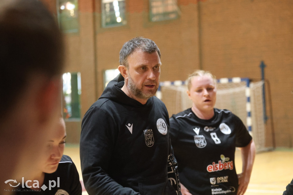 Dziewiątki Legnica lepsza w końcówce