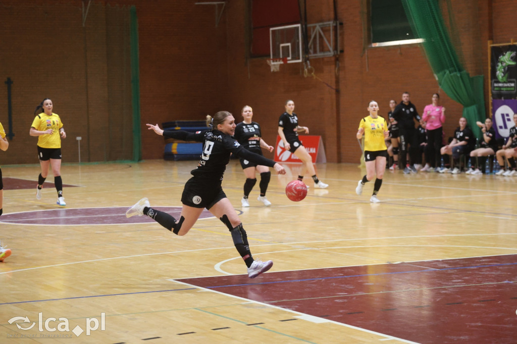 Dziewiątki Legnica lepsza w końcówce