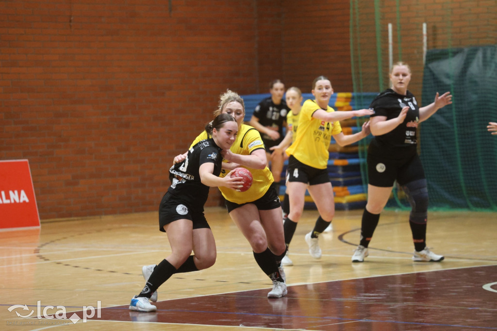 Dziewiątki Legnica lepsza w końcówce