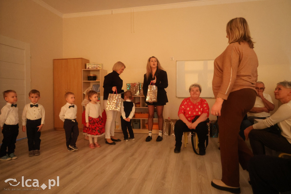 Sówki z programem dla Babć i Dziadków​