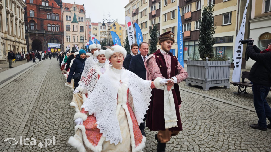 Maturzyści zatańczyli Poloneza Witelona