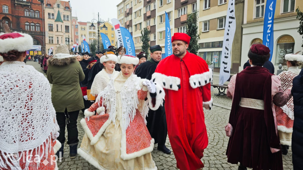 Maturzyści zatańczyli Poloneza Witelona