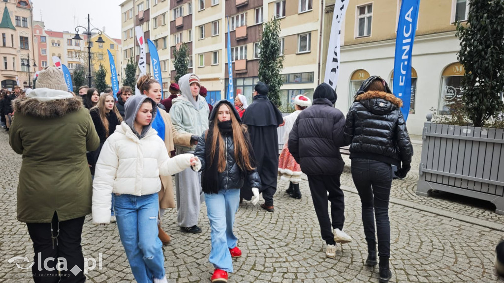Maturzyści zatańczyli Poloneza Witelona