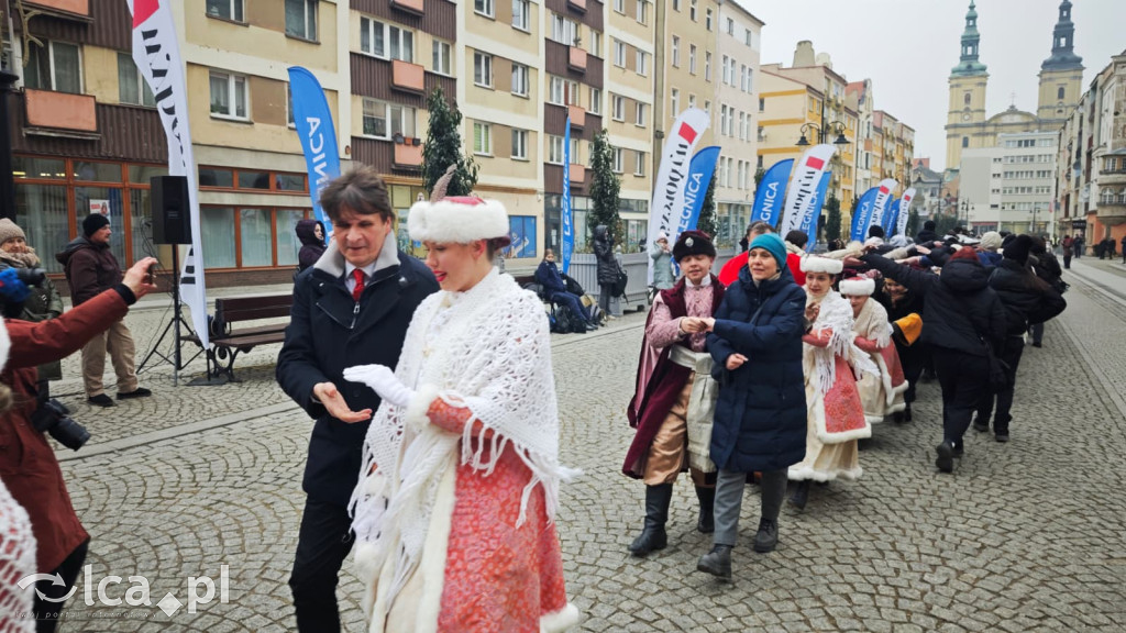 Maturzyści zatańczyli Poloneza Witelona
