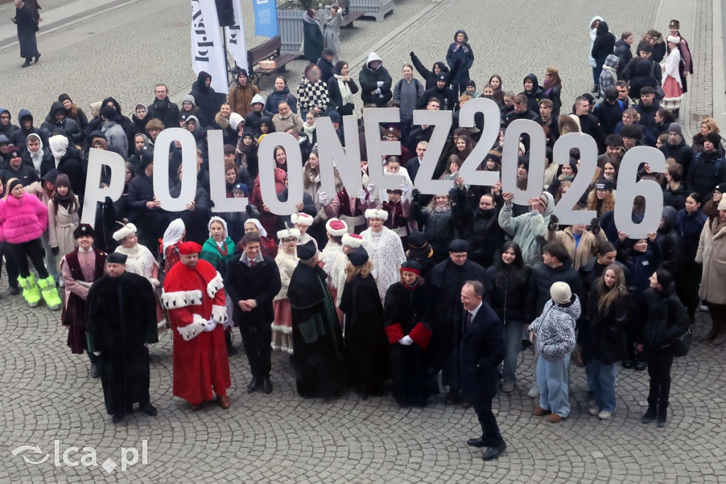 Maturzyści zatańczyli Poloneza Witelona