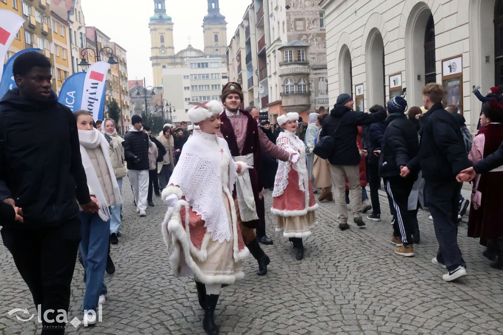 Maturzyści zatańczyli Poloneza Witelona