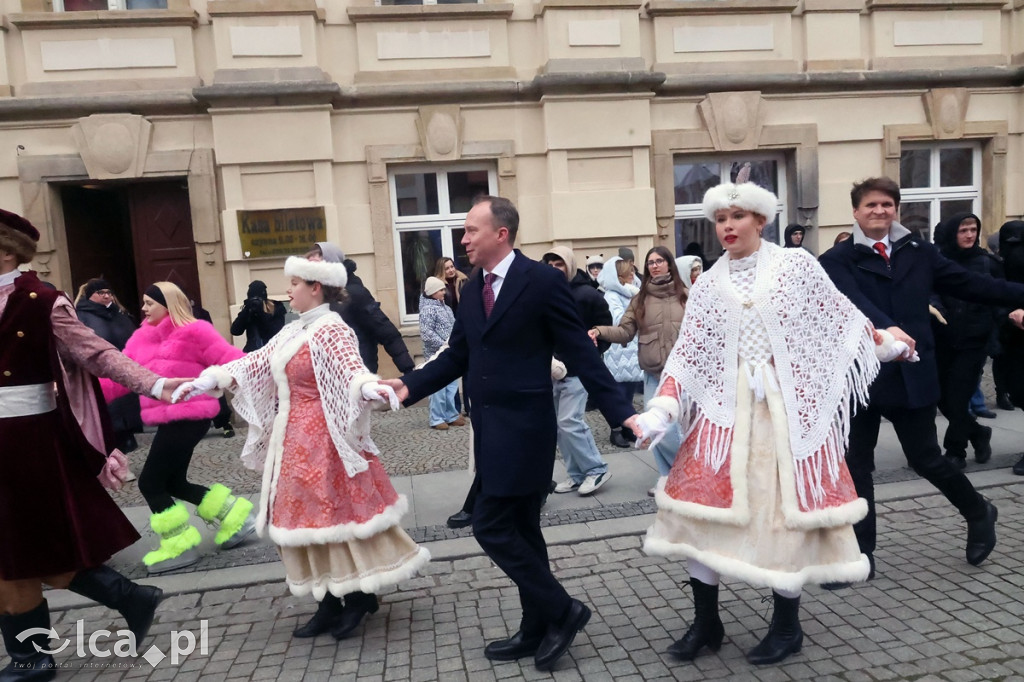 Maturzyści zatańczyli Poloneza Witelona