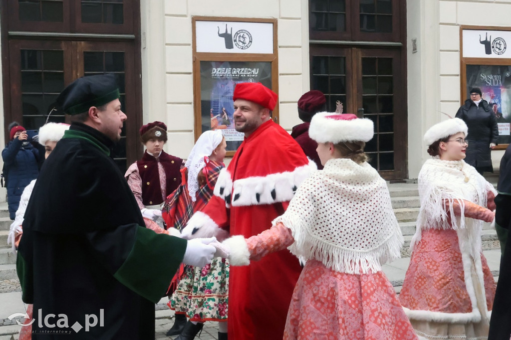 Maturzyści zatańczyli Poloneza Witelona