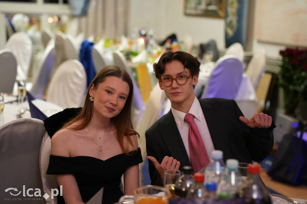 Odłożyli książki na bok. Tak bawiło się II LO