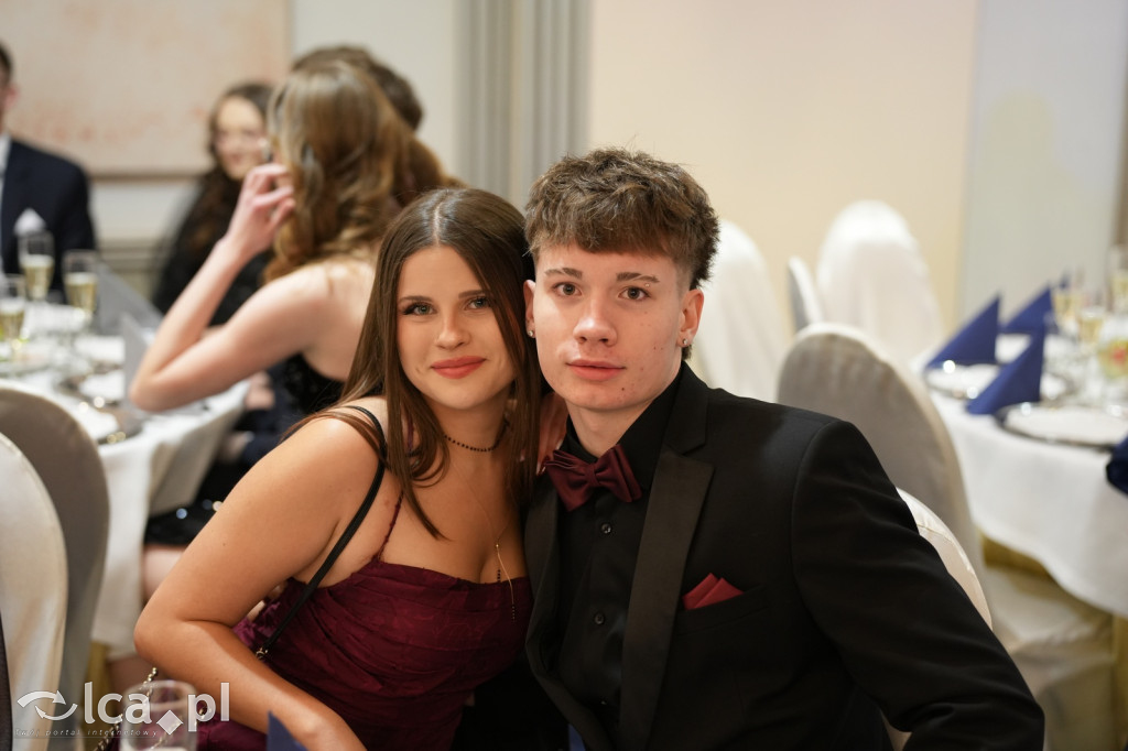 Odłożyli książki na bok. Tak bawiło się II LO