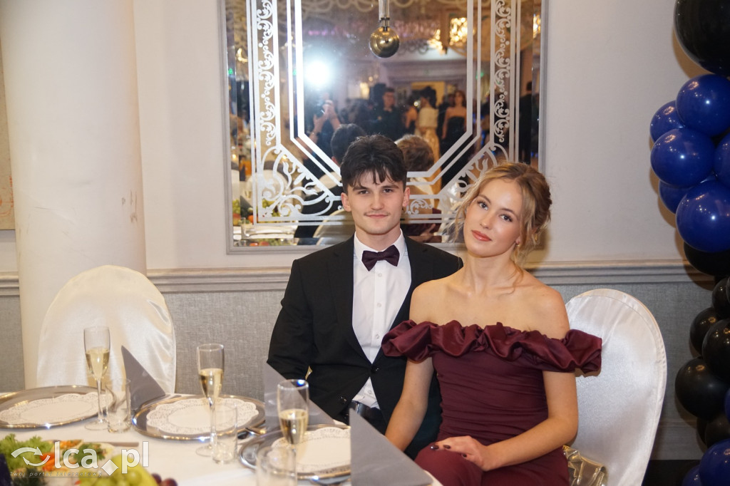 Odłożyli książki na bok. Tak bawiło się II LO