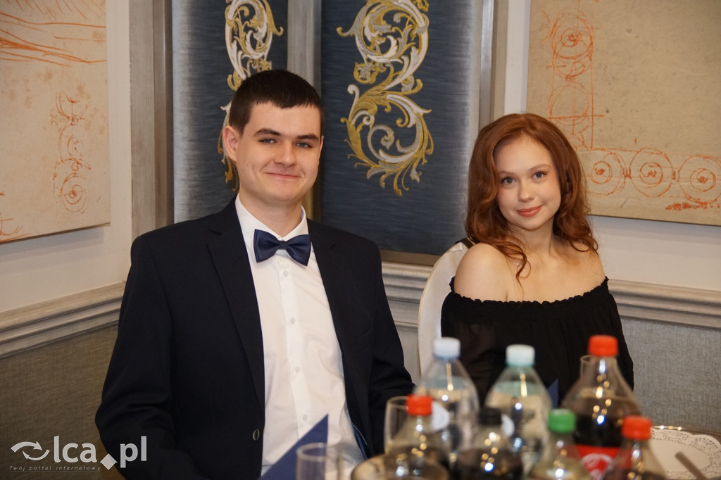 Odłożyli książki na bok. Tak bawiło się II LO