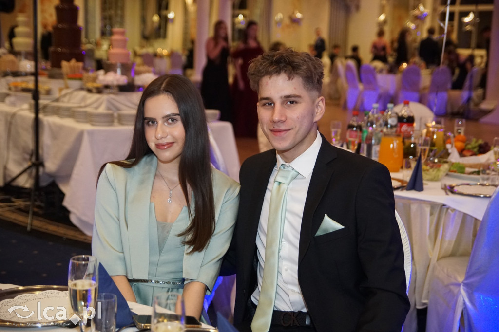 Odłożyli książki na bok. Tak bawiło się II LO