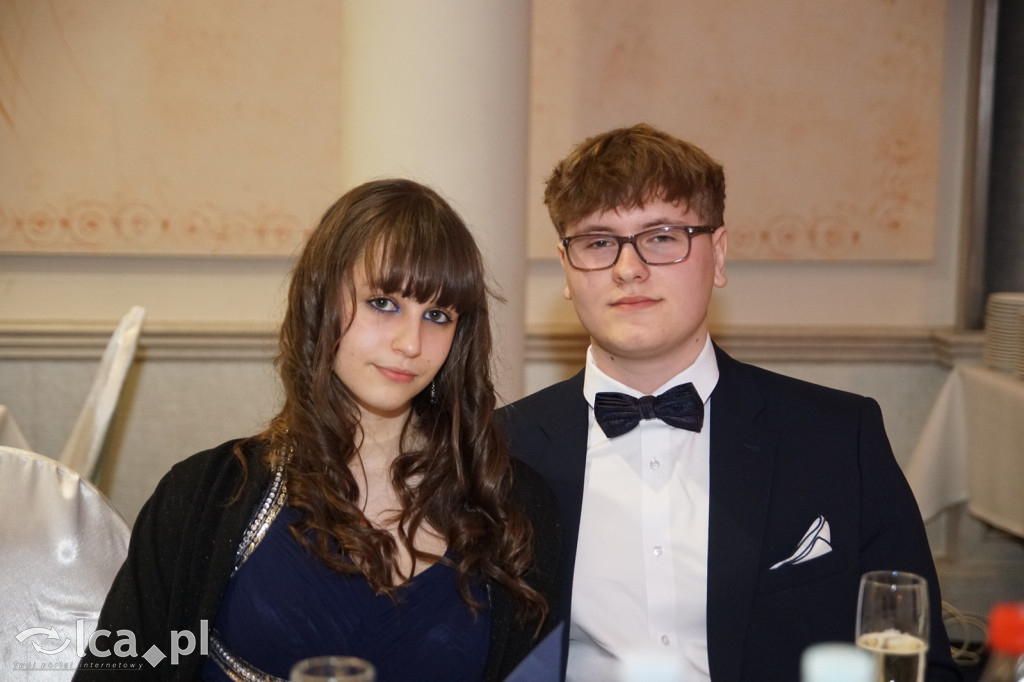 Odłożyli książki na bok. Tak bawiło się II LO