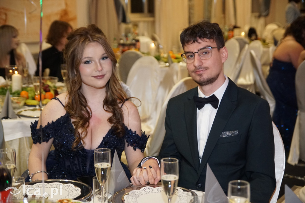 Odłożyli książki na bok. Tak bawiło się II LO