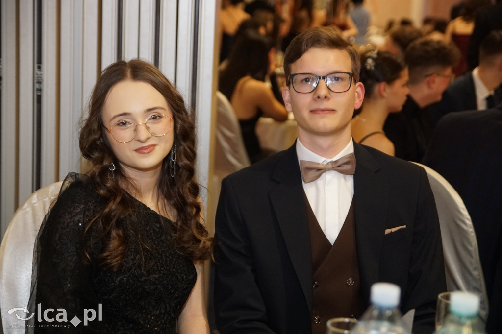 Odłożyli książki na bok. Tak bawiło się II LO