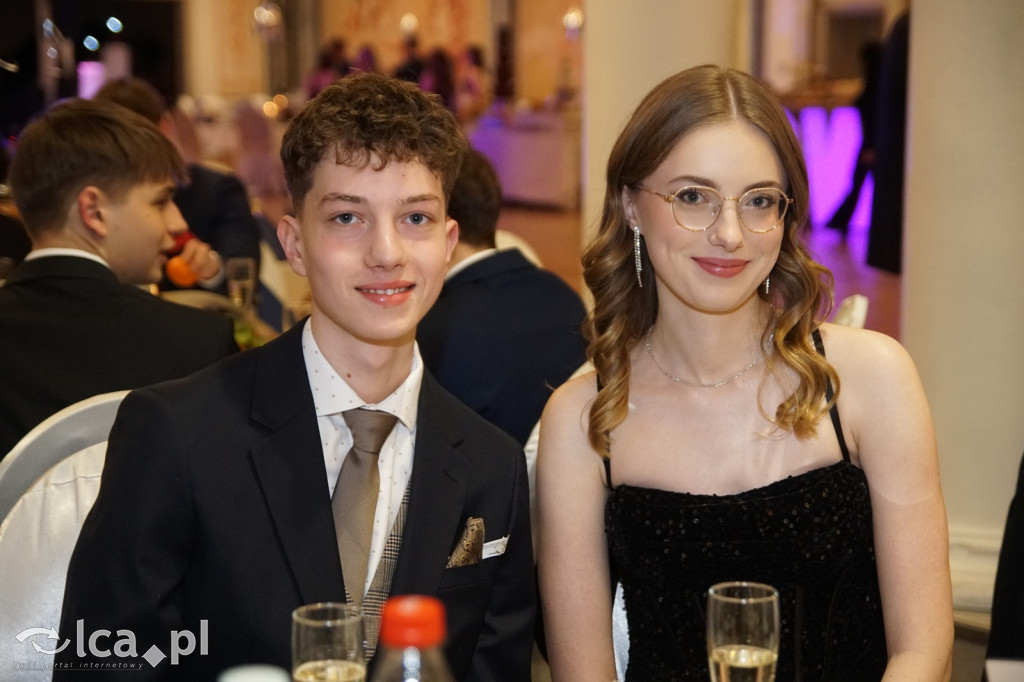 Odłożyli książki na bok. Tak bawiło się II LO