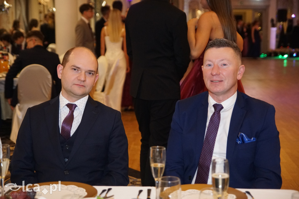 Odłożyli książki na bok. Tak bawiło się II LO