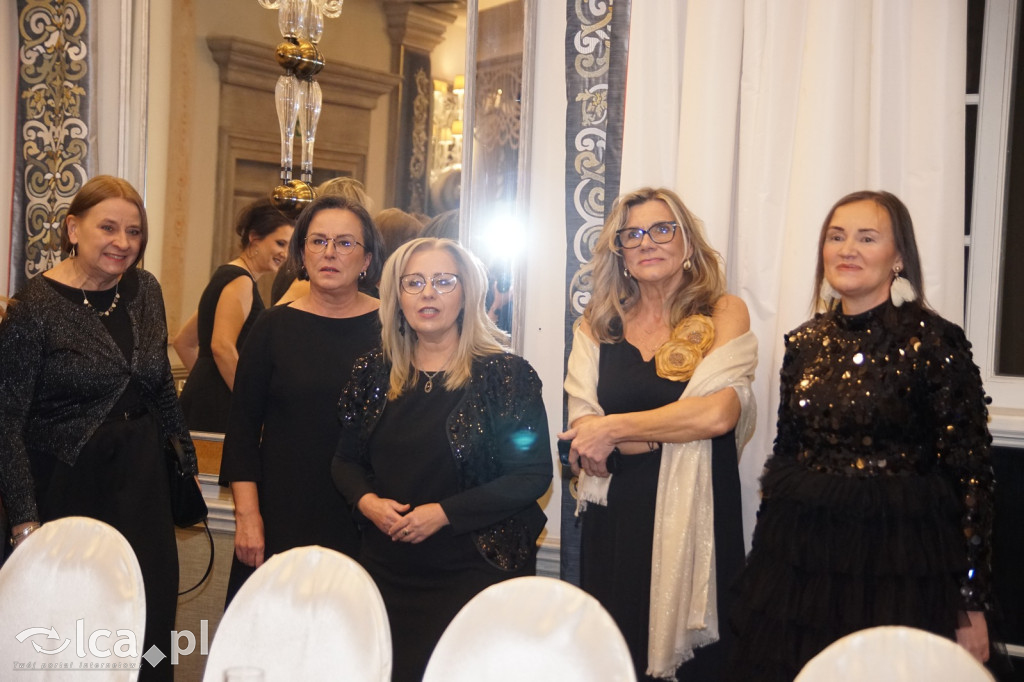 Odłożyli książki na bok. Tak bawiło się II LO