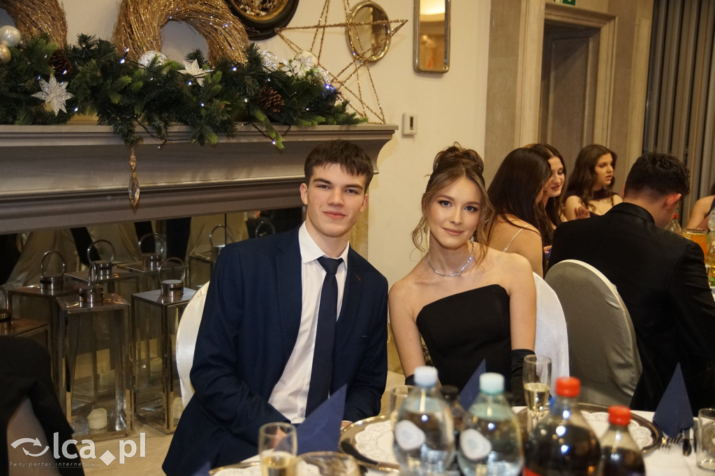 Odłożyli książki na bok. Tak bawiło się II LO