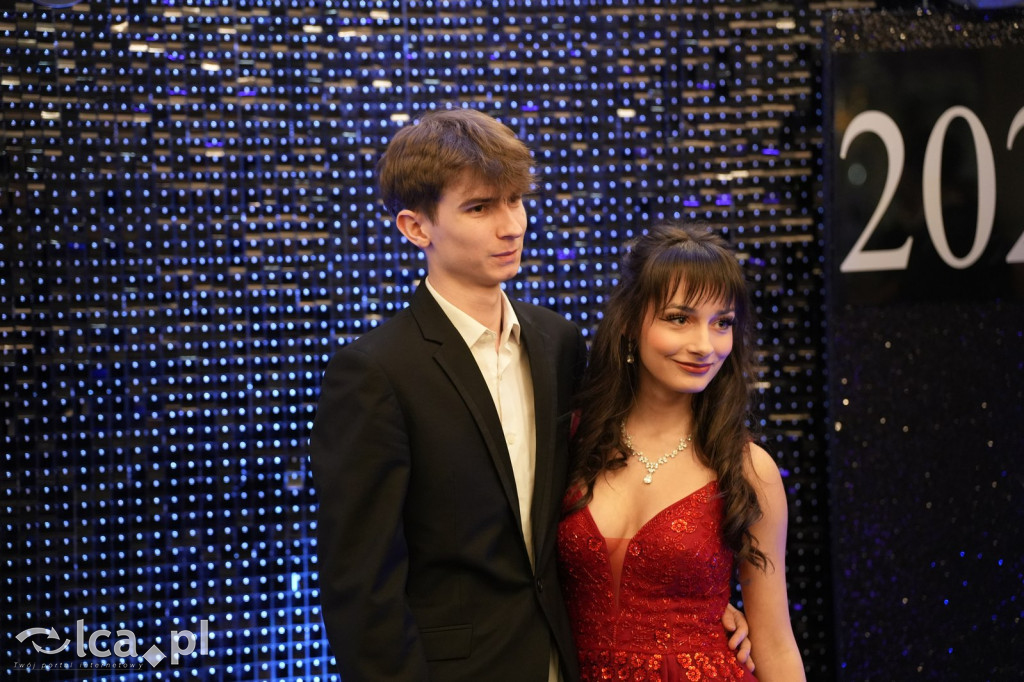 Odłożyli książki na bok. Tak bawiło się II LO