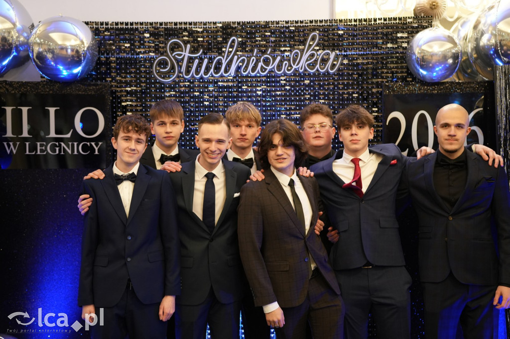 Odłożyli książki na bok. Tak bawiło się II LO