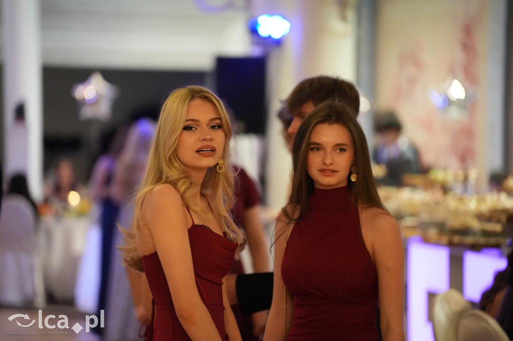 Odłożyli książki na bok. Tak bawiło się II LO