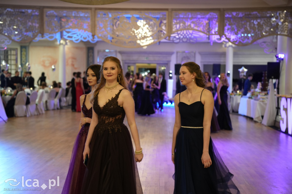 Odłożyli książki na bok. Tak bawiło się II LO