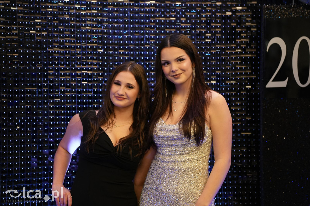 Odłożyli książki na bok. Tak bawiło się II LO