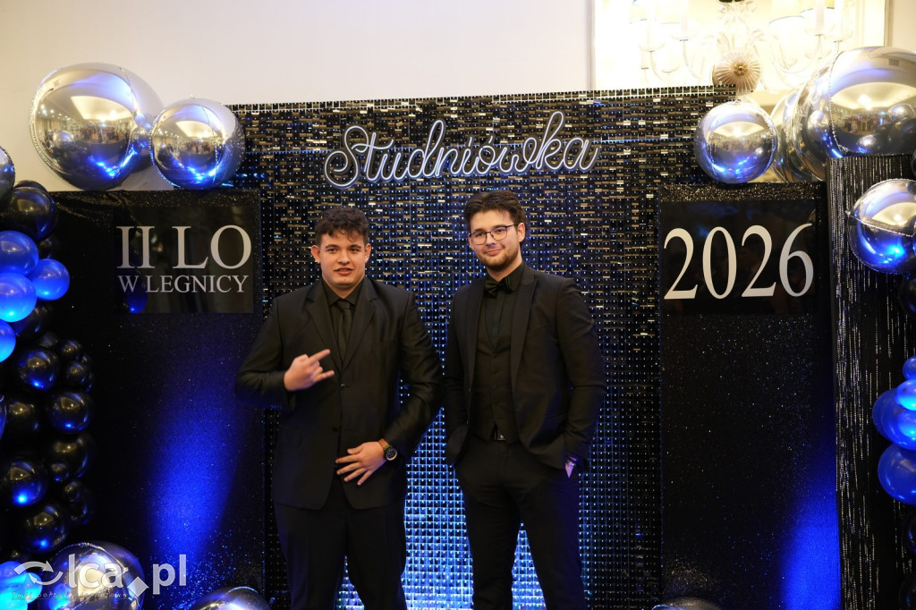 Odłożyli książki na bok. Tak bawiło się II LO