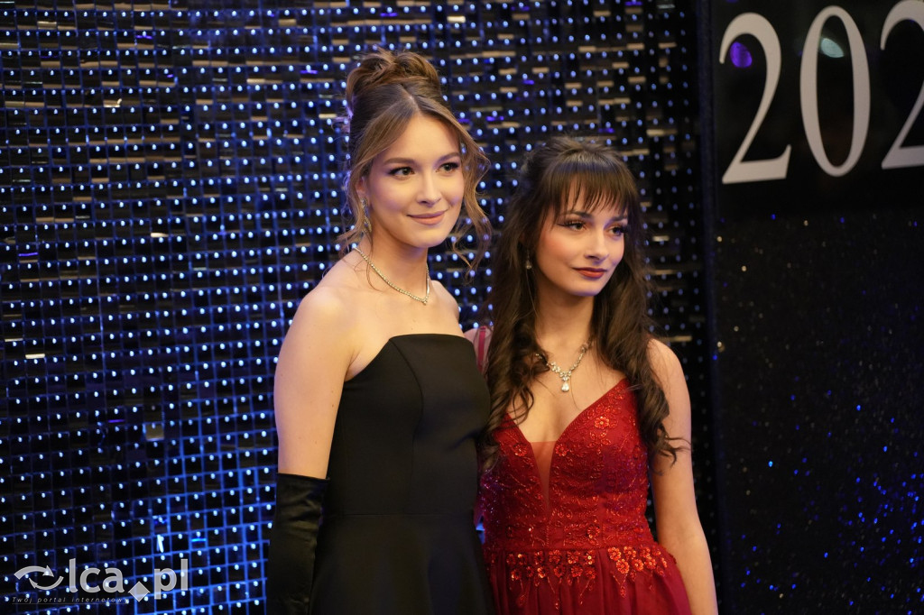 Odłożyli książki na bok. Tak bawiło się II LO