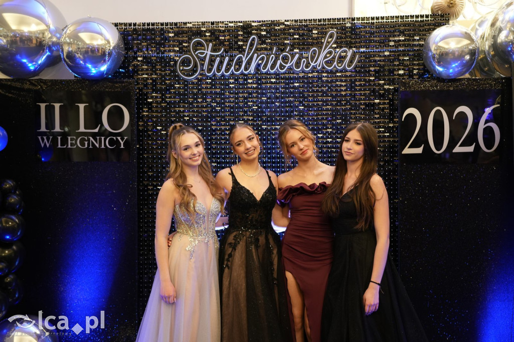 Odłożyli książki na bok. Tak bawiło się II LO