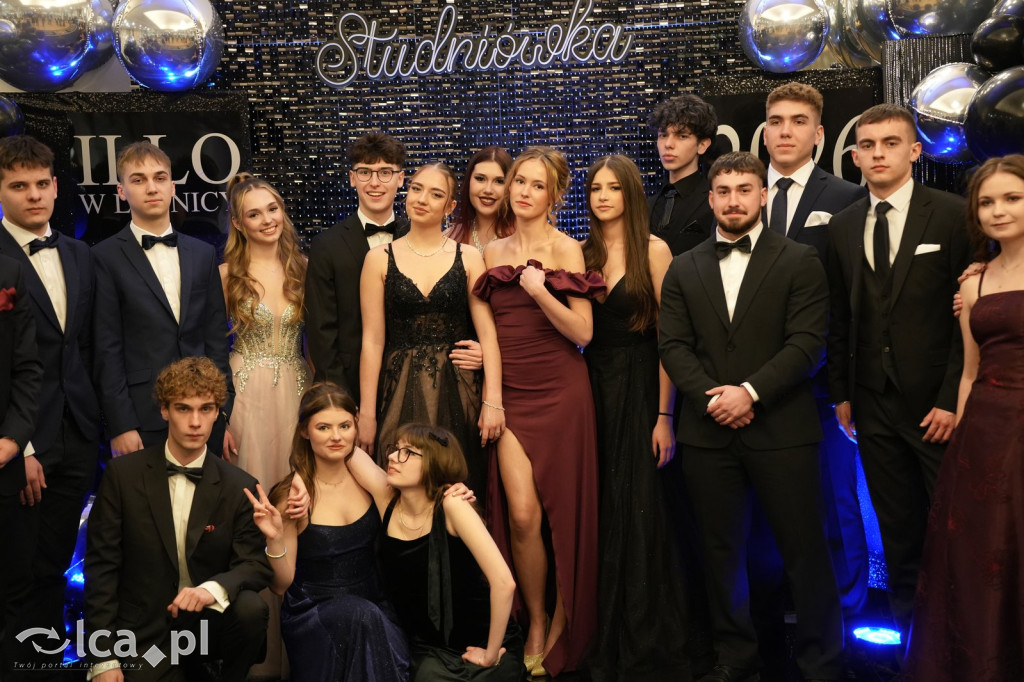 Odłożyli książki na bok. Tak bawiło się II LO