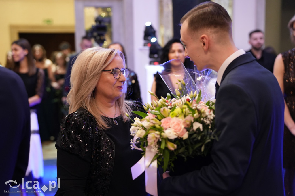 Odłożyli książki na bok. Tak bawiło się II LO