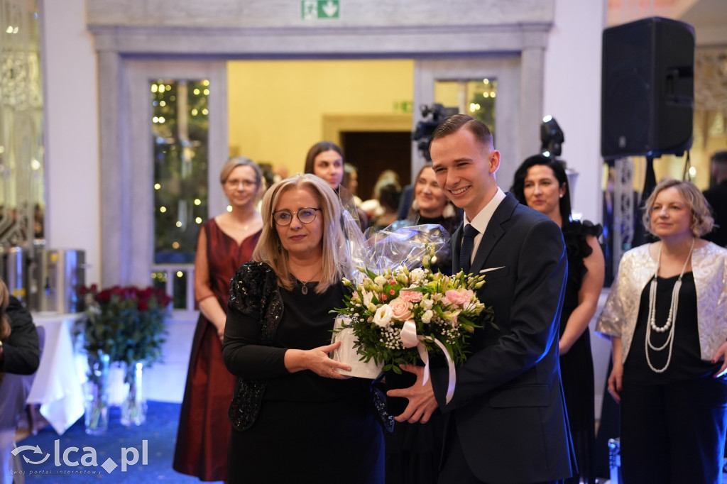 Odłożyli książki na bok. Tak bawiło się II LO