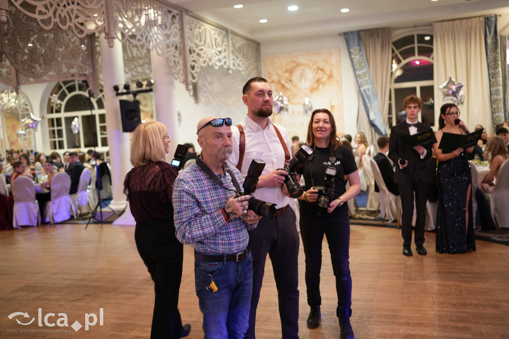 Odłożyli książki na bok. Tak bawiło się II LO